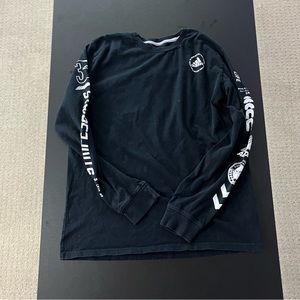 Adidas long sleeve shirt size XL kids